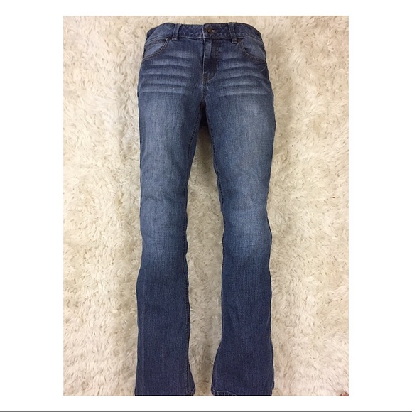 Low Rise Jeans- figure flattering - Size 4 - Picture 2 of 8